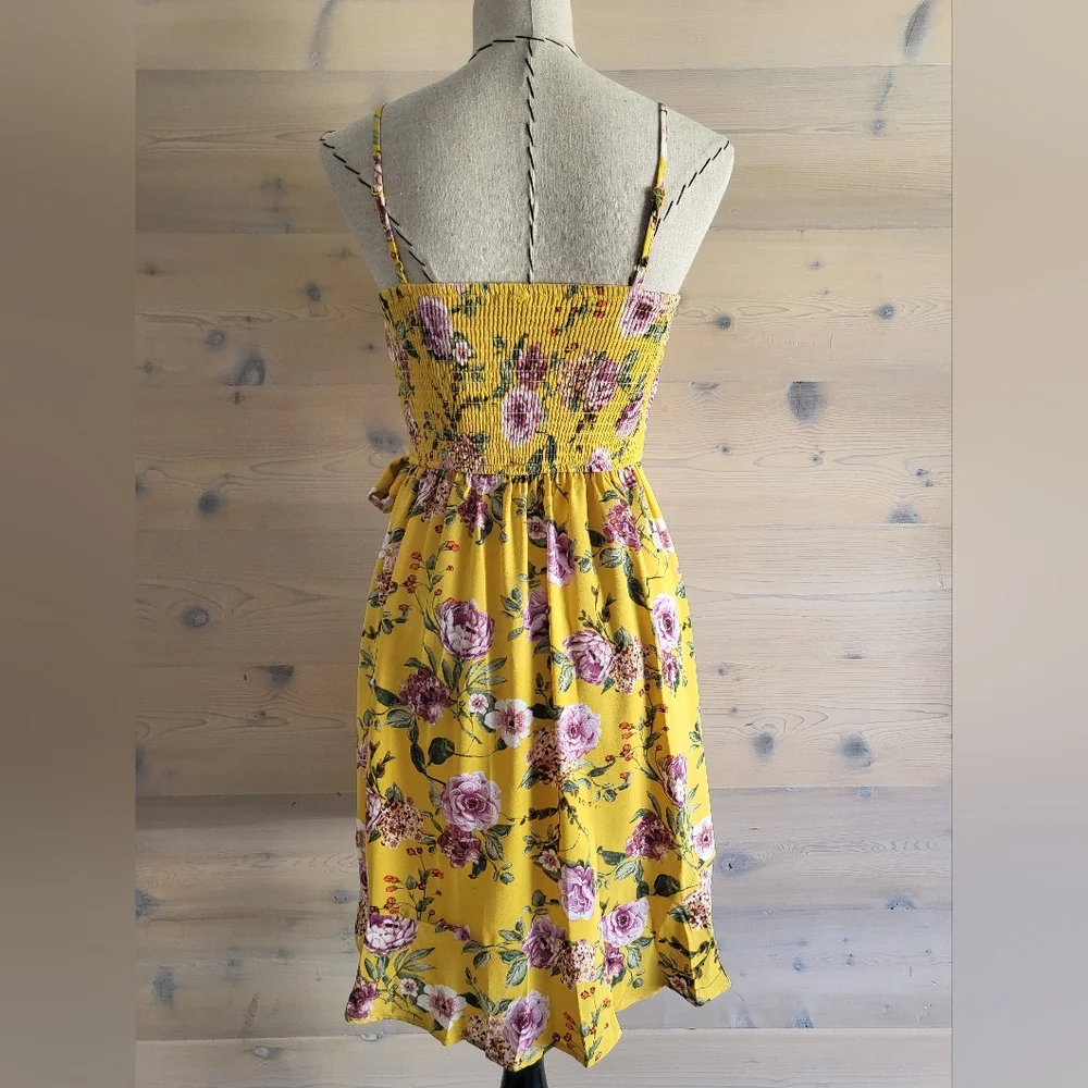 NWOT Xhileration Mock Wrap Floral Mini Dress size XS - Picture 2 of 7